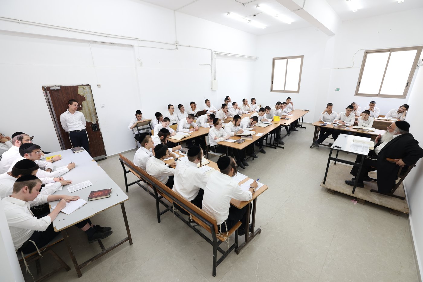 פתיחת הזמן בישיבת סלבודקה בבני ברק