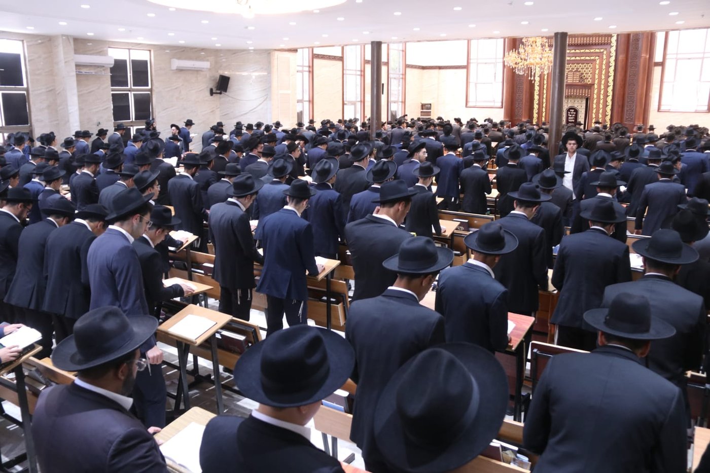 פתיחת הזמן בישיבת 'קול אליהו'