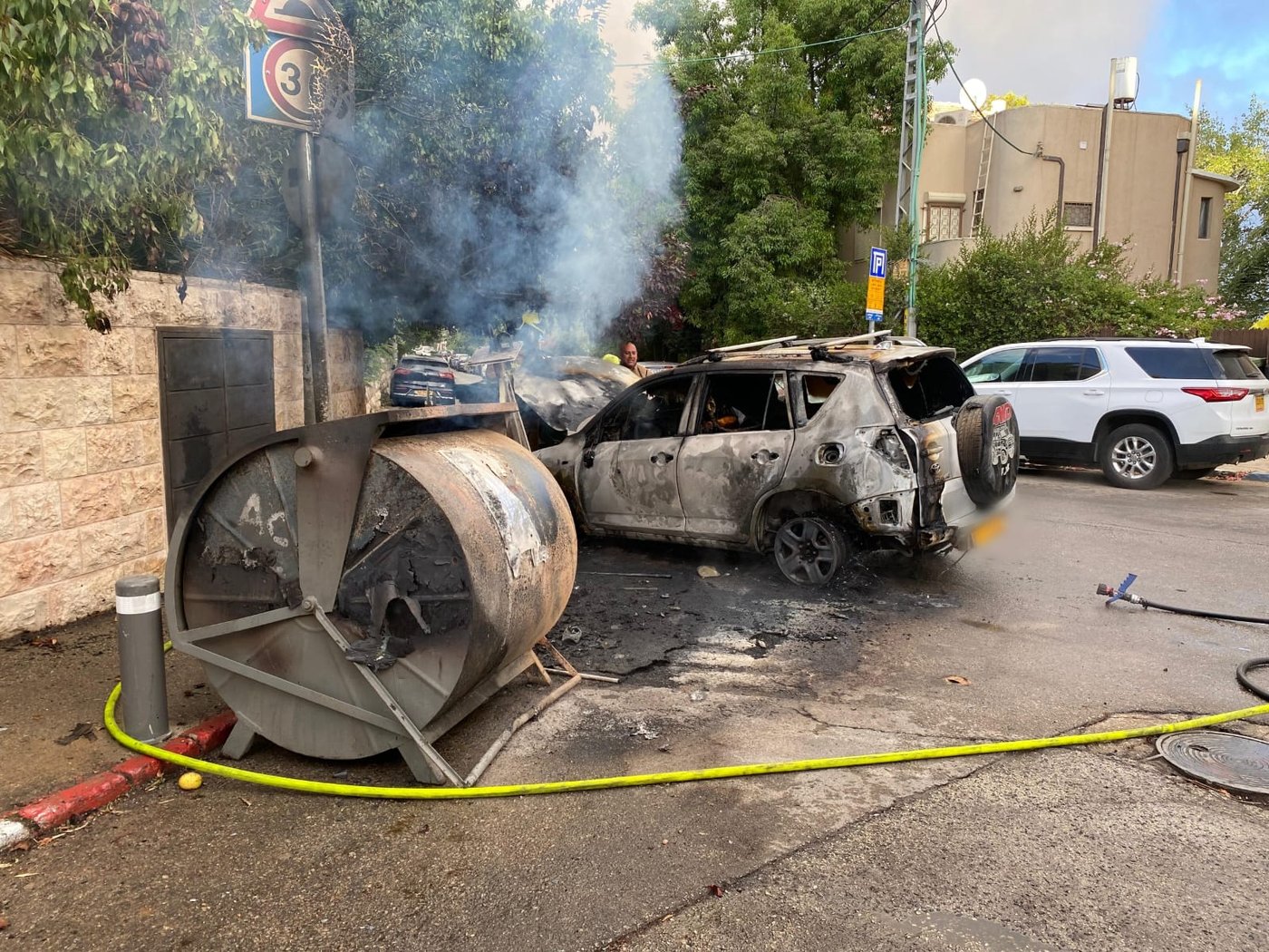 הרכב שניזוק מההצתה