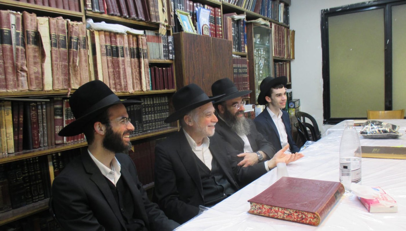 ביקור חולים אצל ה'שושנת יעקב' הגאון רבי יעקב הלוי גרנדש
