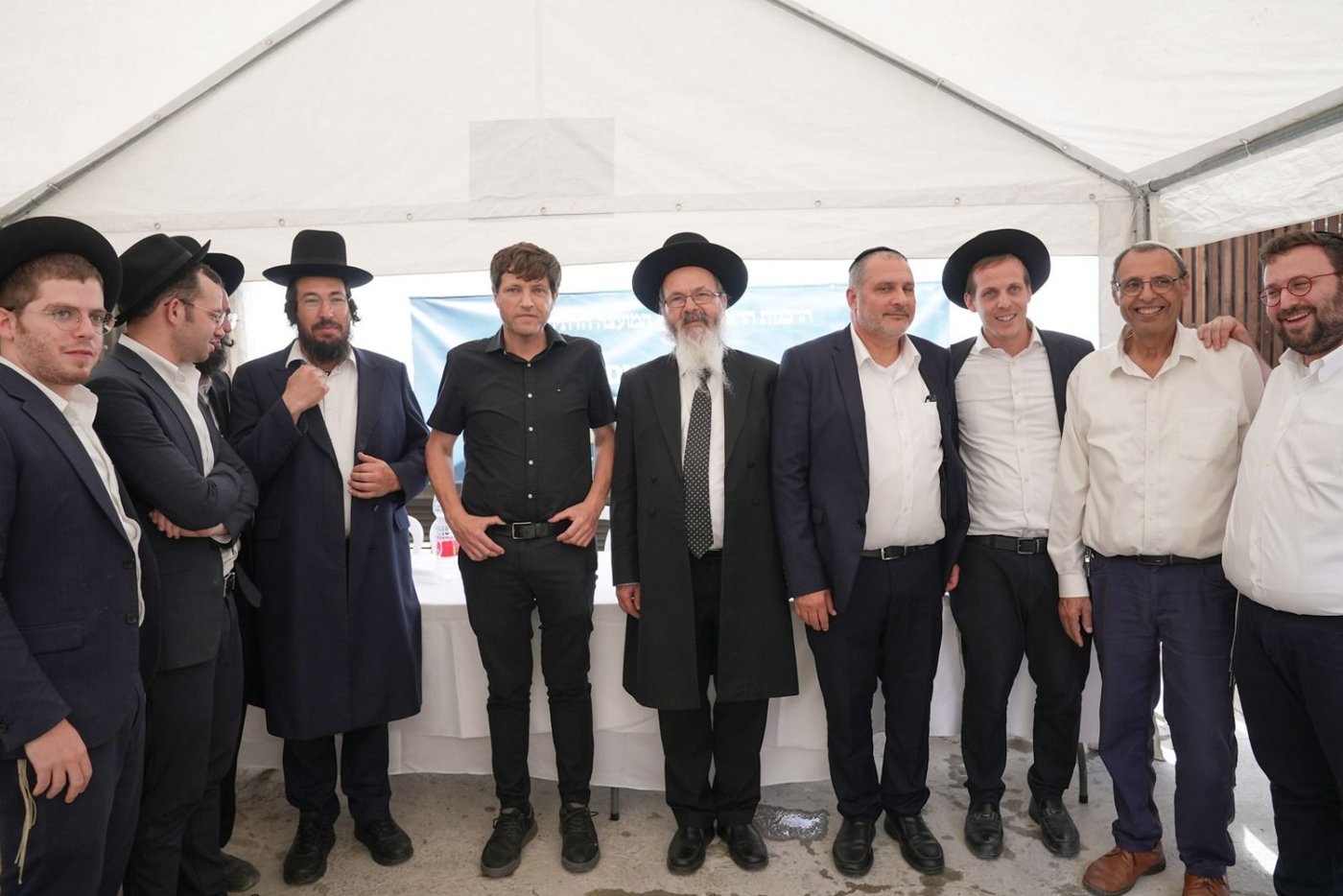 חנוכת המקווה בפתח תקווה על שמו של מנהיג 'בני תורה' הגר"א דויטש זצ"ל
