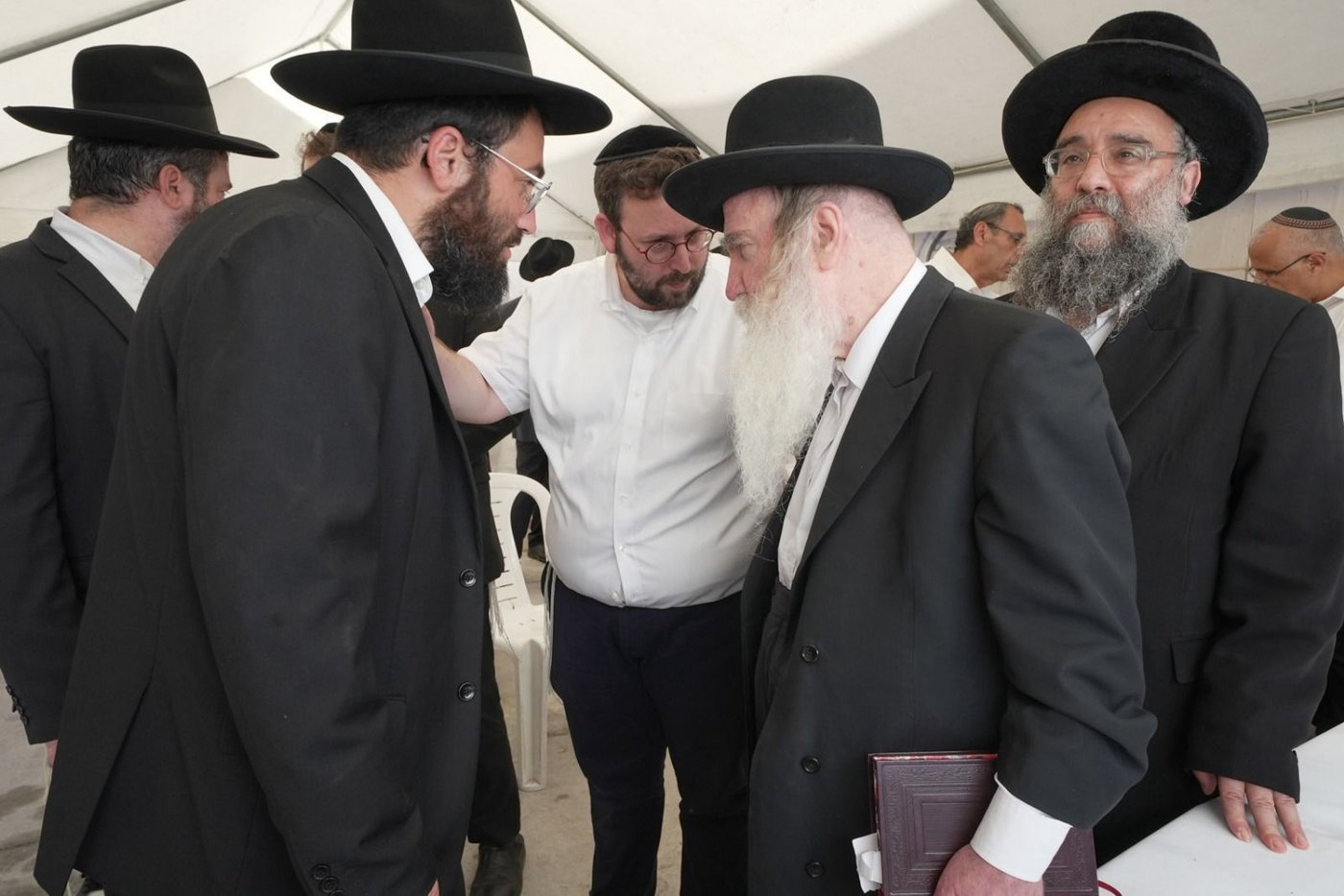 חנוכת המקווה בפתח תקווה על שמו של מנהיג 'בני תורה' הגר"א דויטש זצ"ל