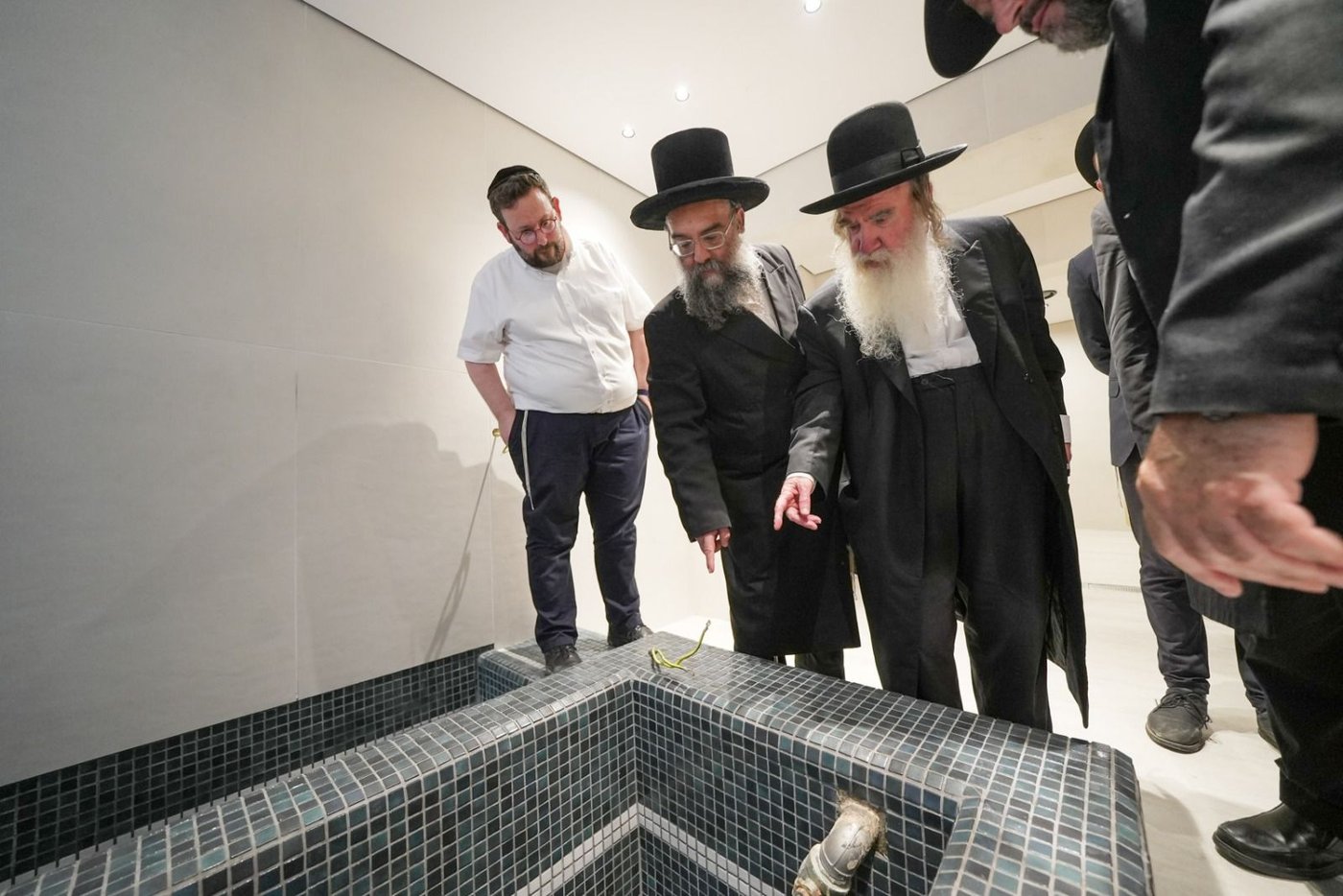 חנוכת המקווה בפתח תקווה על שמו של מנהיג 'בני תורה' הגר"א דויטש זצ"ל