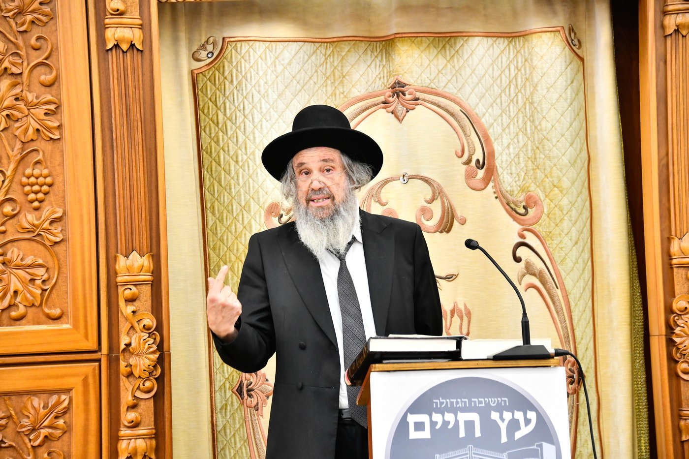 הגאון רבי דוד כהן בשיחת חיזוק בישיבת באבוב