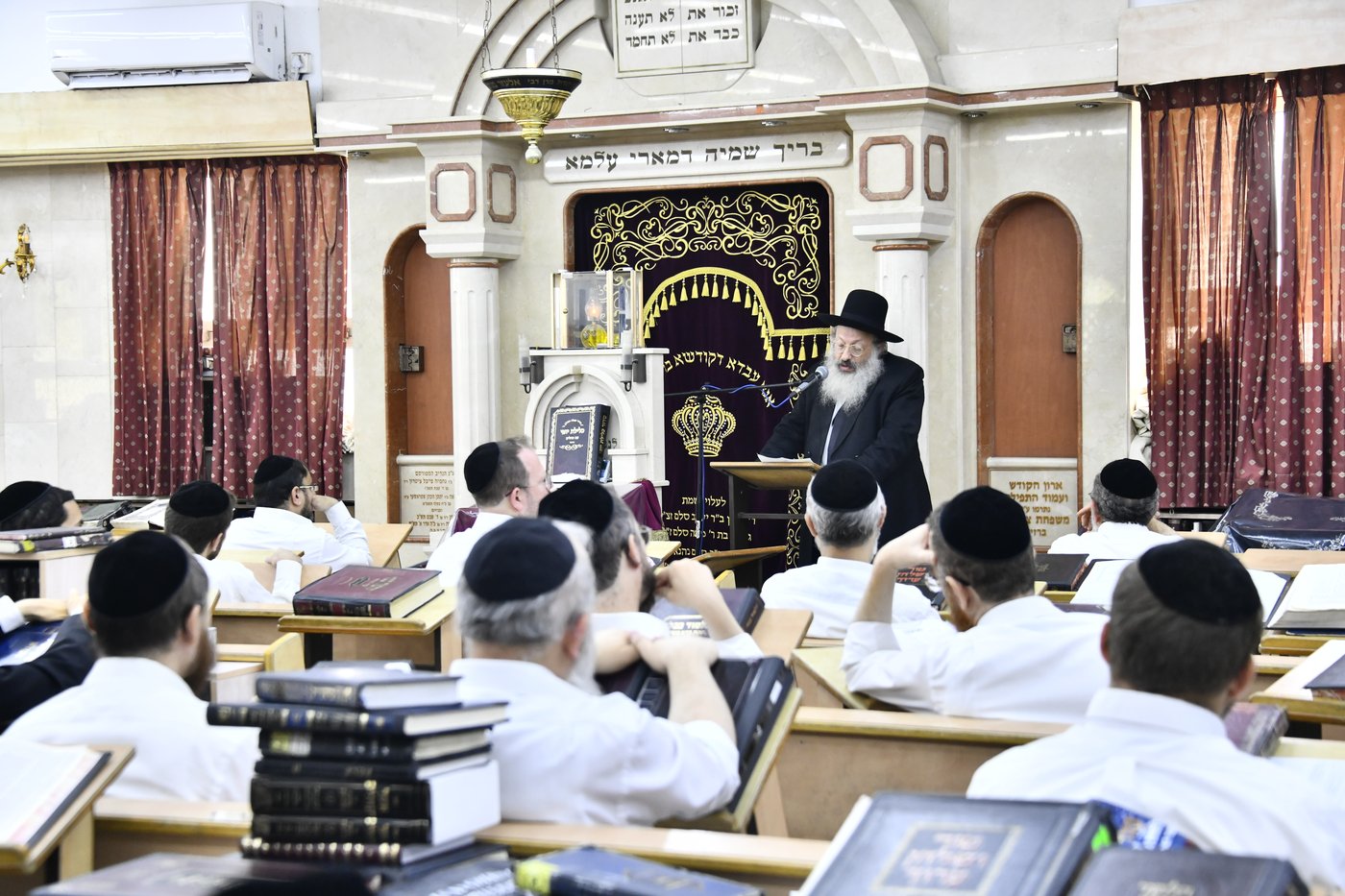 עצרת הספד על הגאון רבי אלטר דוד חיים שטרן זצ"ל
