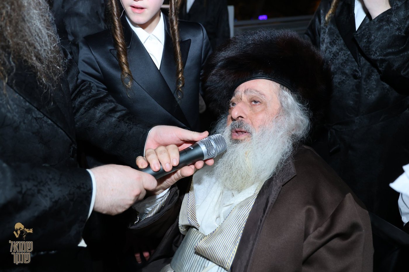 הכנסת ס"ת עתיק לביהכ"נ 'נץ החמה' בחיפה