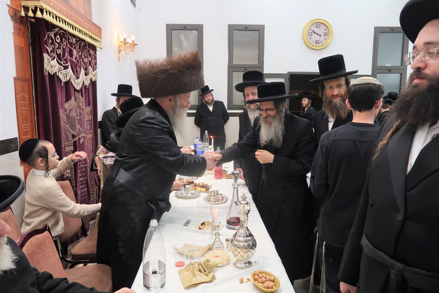 שמחת בר מצוה לבן זקוניו של האדמו"ר מלעלוב בראנוביץ