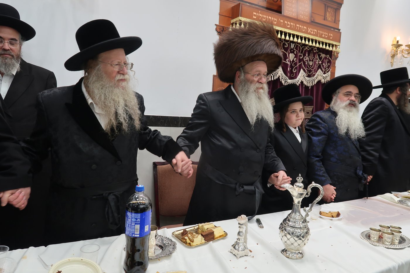 שמחת בר מצוה לבן זקוניו של האדמו"ר מלעלוב בראנוביץ