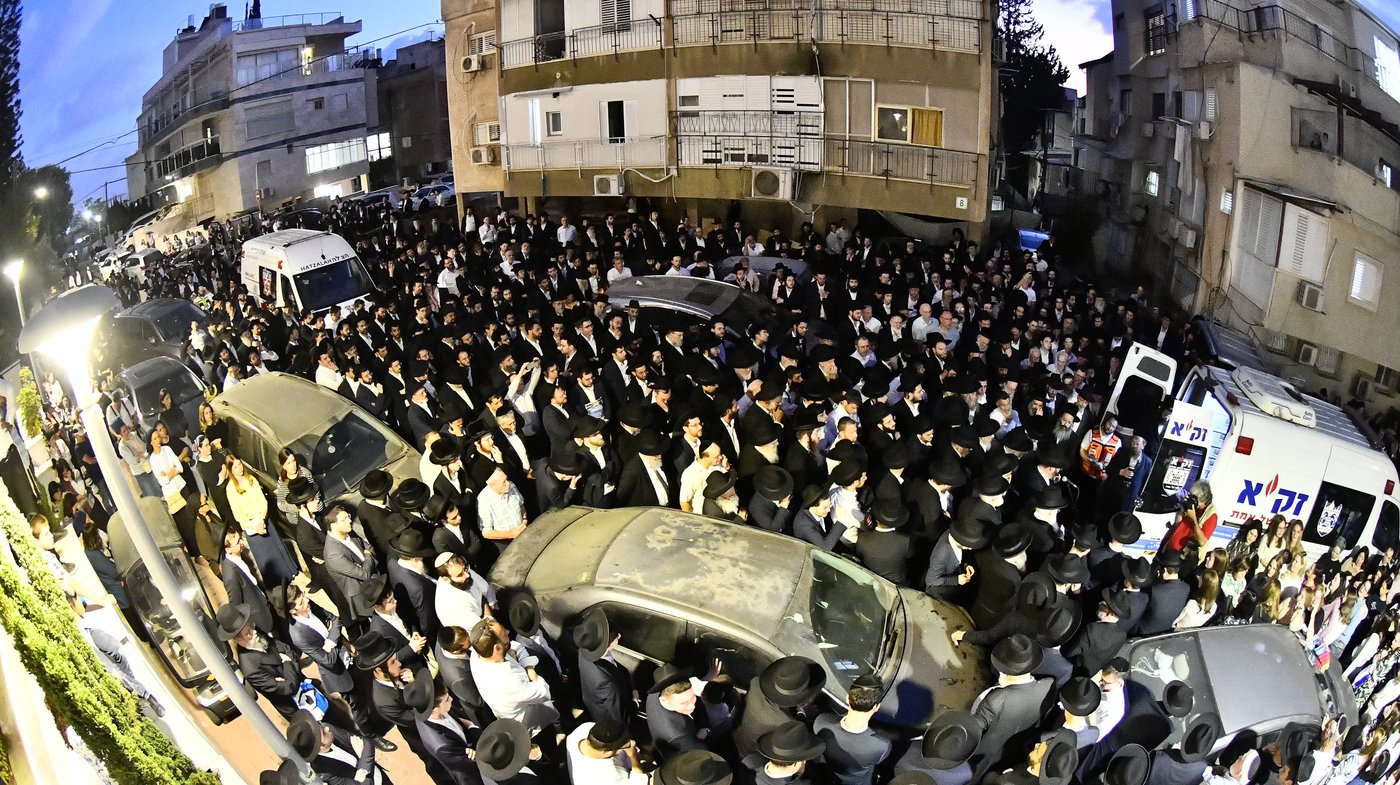 הלווית הקדוש הרב אלטר ישראל הכהן מצנר הי"ד