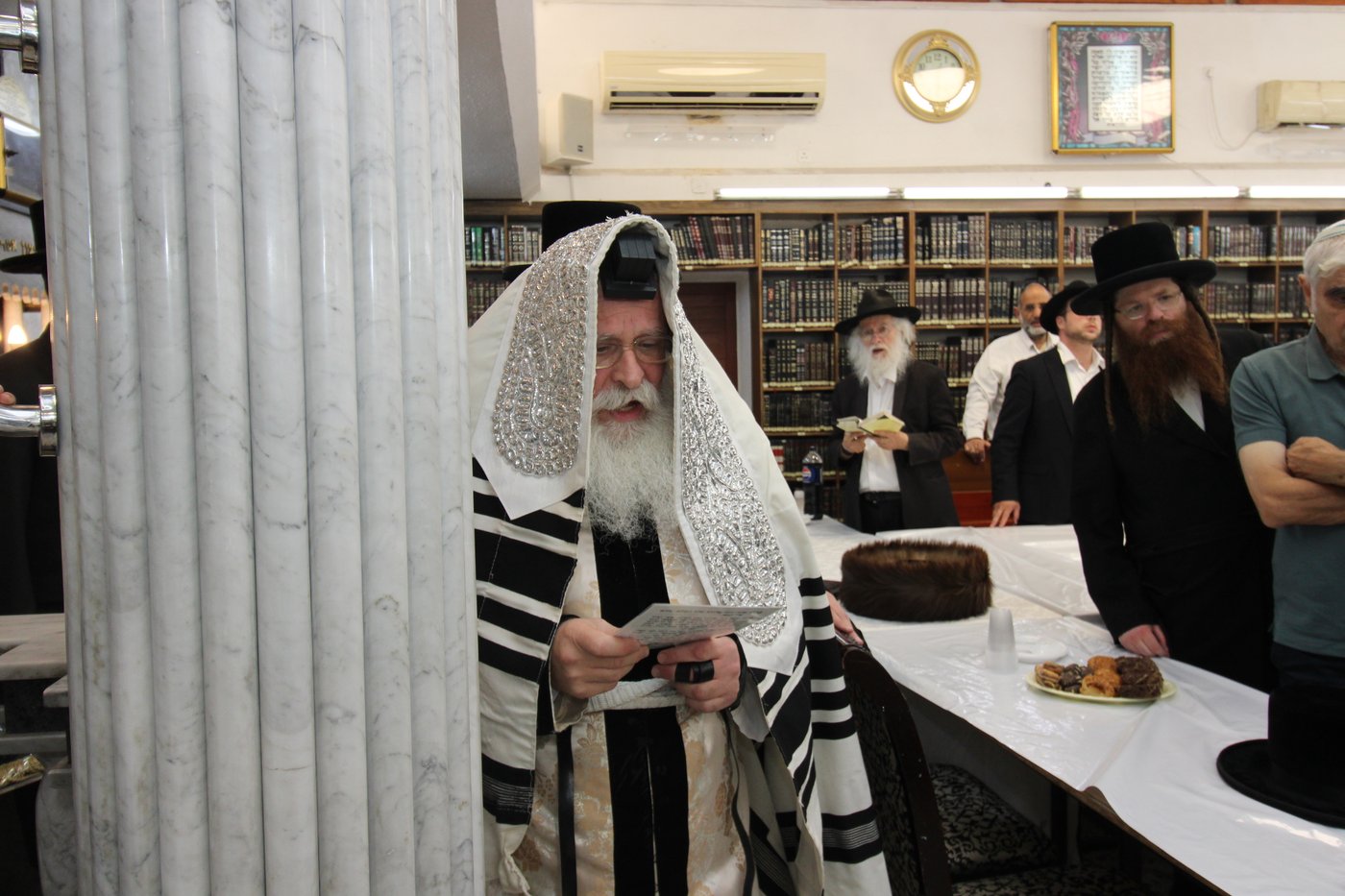 שמחת הברית בחצה"ק נדבורנה י-ם, ביאלה רמת אהרן