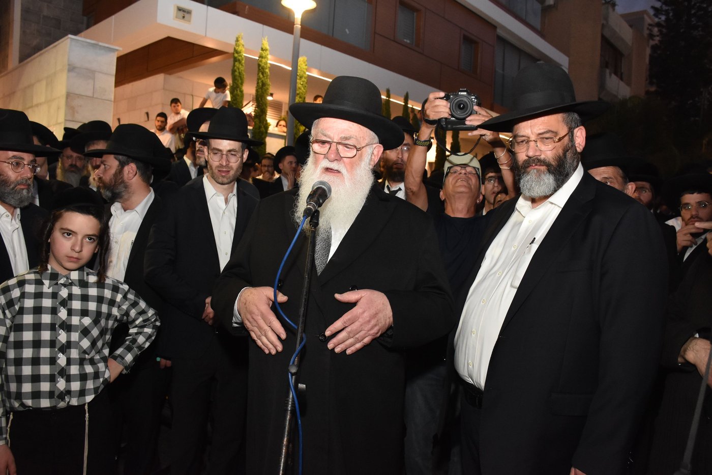 הלווית הקדוש הרב אלטר ישראל הכהן מצנר הי"ד