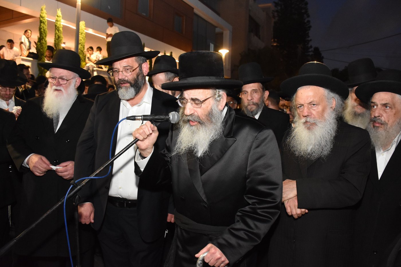 הלווית הקדוש הרב אלטר ישראל הכהן מצנר הי"ד