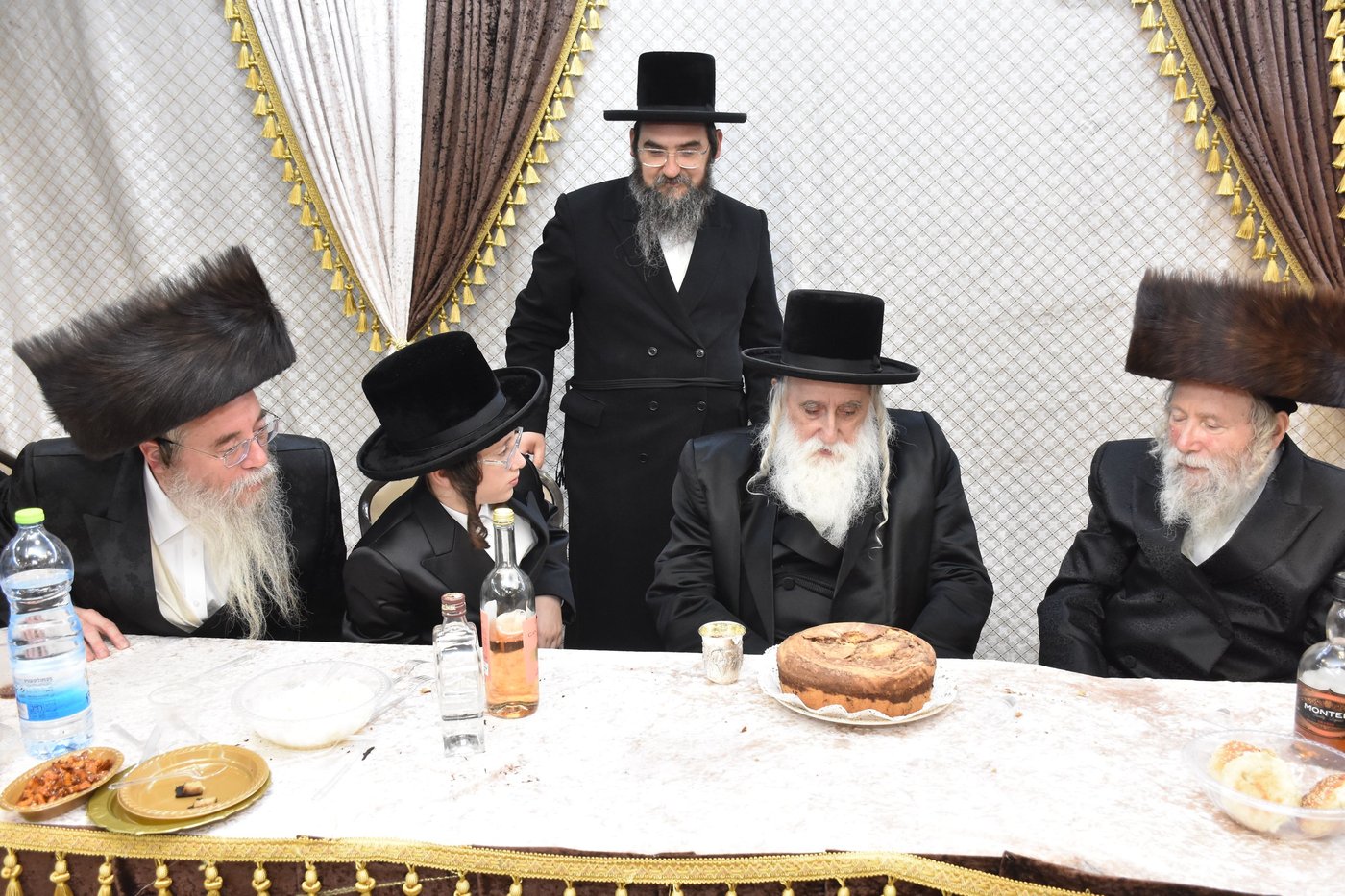 שמחת בר המצווה לנכד גאב"ד ערלוי בני ברק