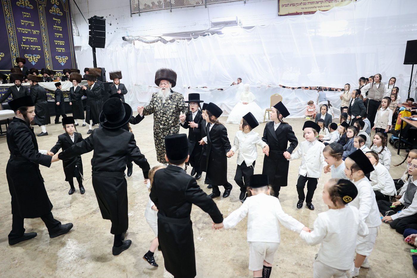 שמחת בית שומרי אמונים