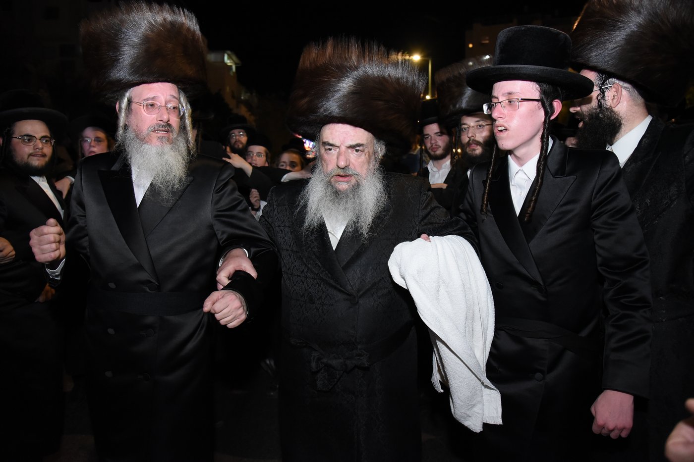 הכנסת ספר תורה לע"נ האברך הקדוש הרב אלתר שלמה לדרמן הי"ד