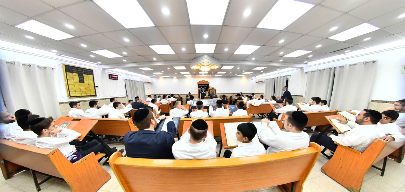 הגר"ש שטיינמן בשיחה בישיבת 'שיח יצחק'