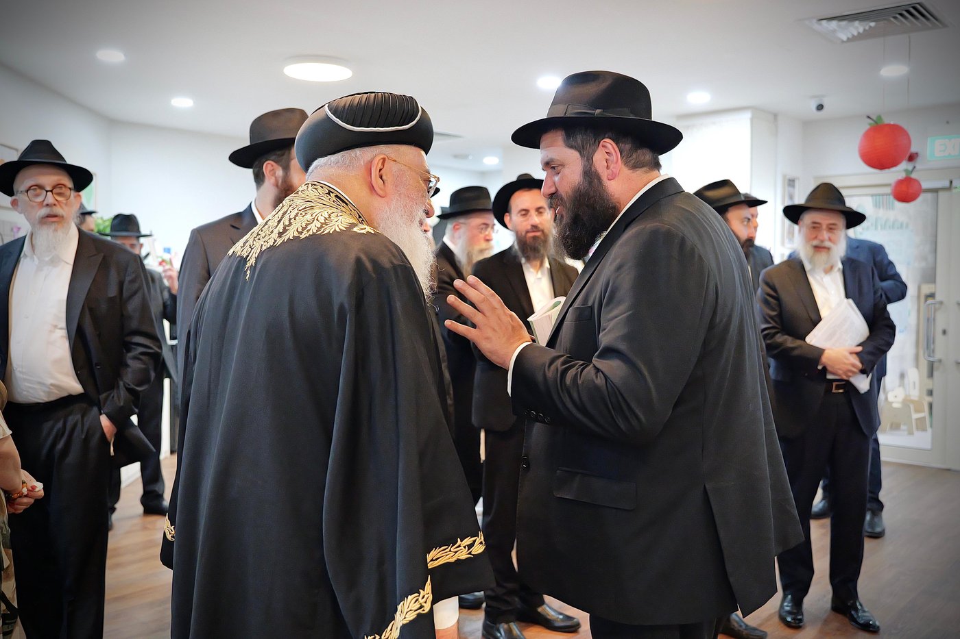 אירוע נדיר בסינגפור: הרבנים החרדים התכנסו באי הטרופי