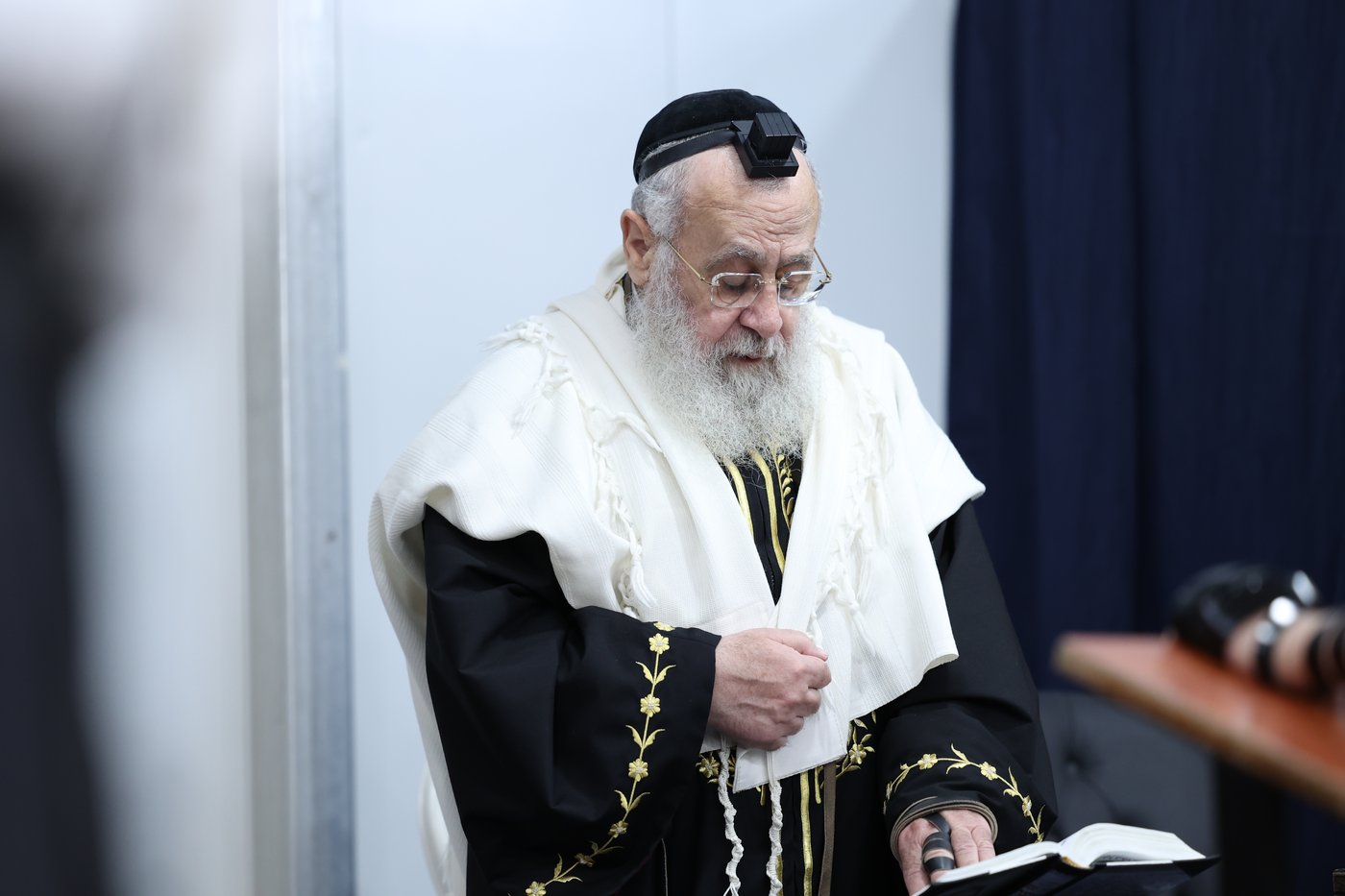 הראשל"צ הגאון רבי יצחק יוסף בסליחות בבית הכנסת "מגן אברהם"
