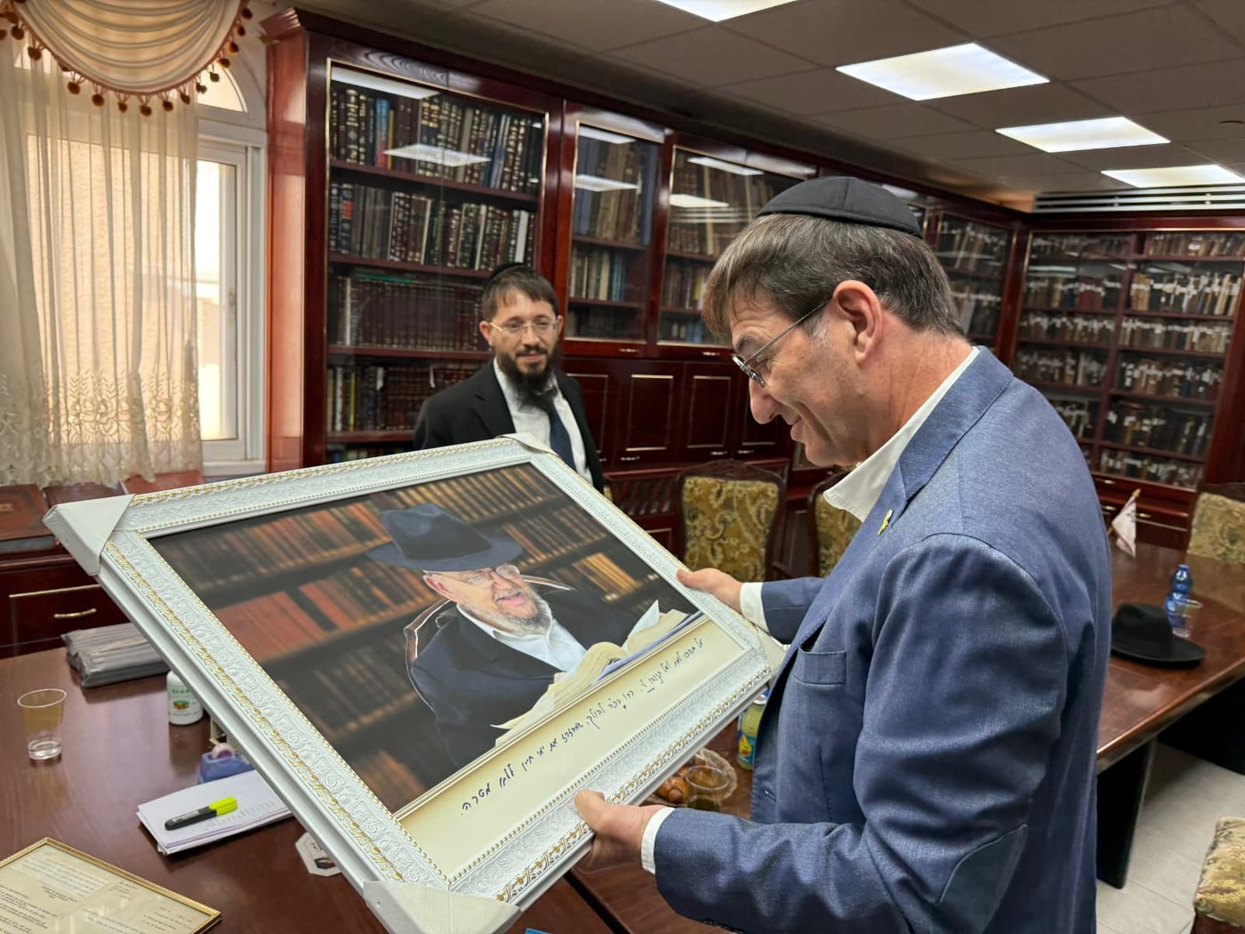 בועז ביסמוט בביקור בכסא רחמים