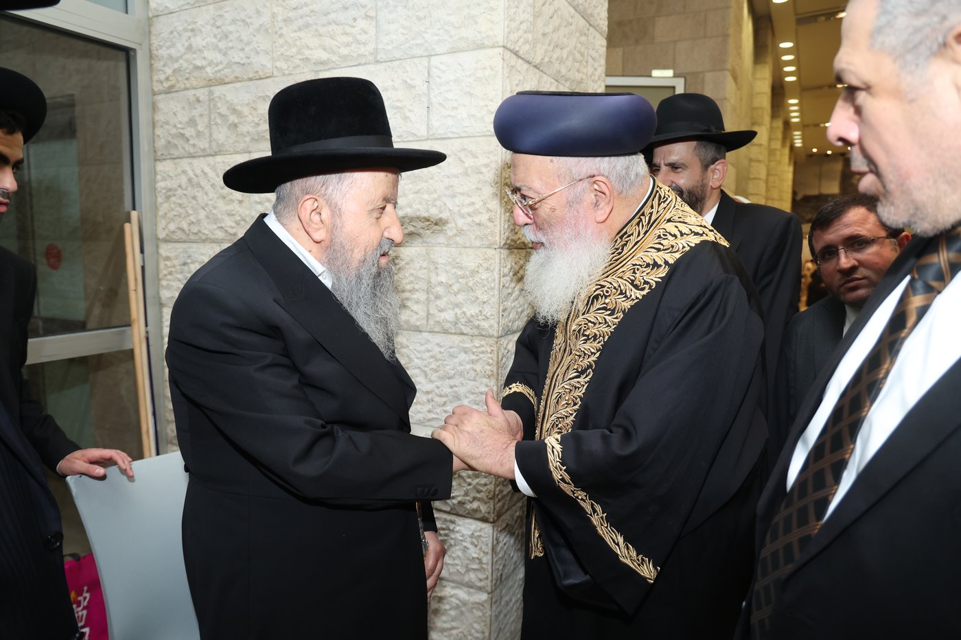 שמחת נישואי נכדתם של הראשל"צ הגרש"מ עמאר, והגרב"צ מוצפי 