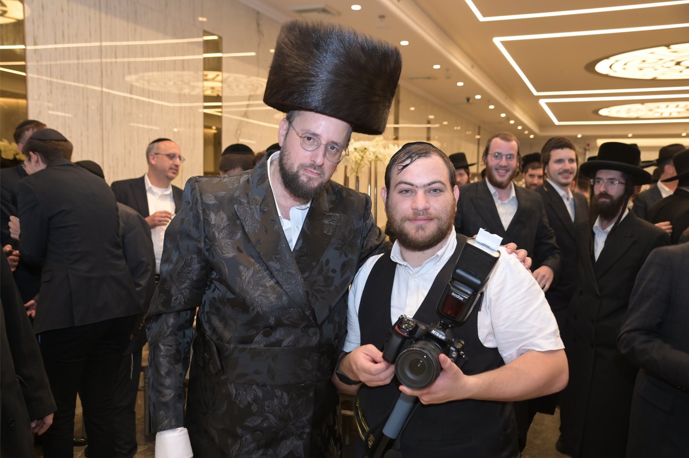 שמחת אירוסי בת איש התקשורת ישראל כהן