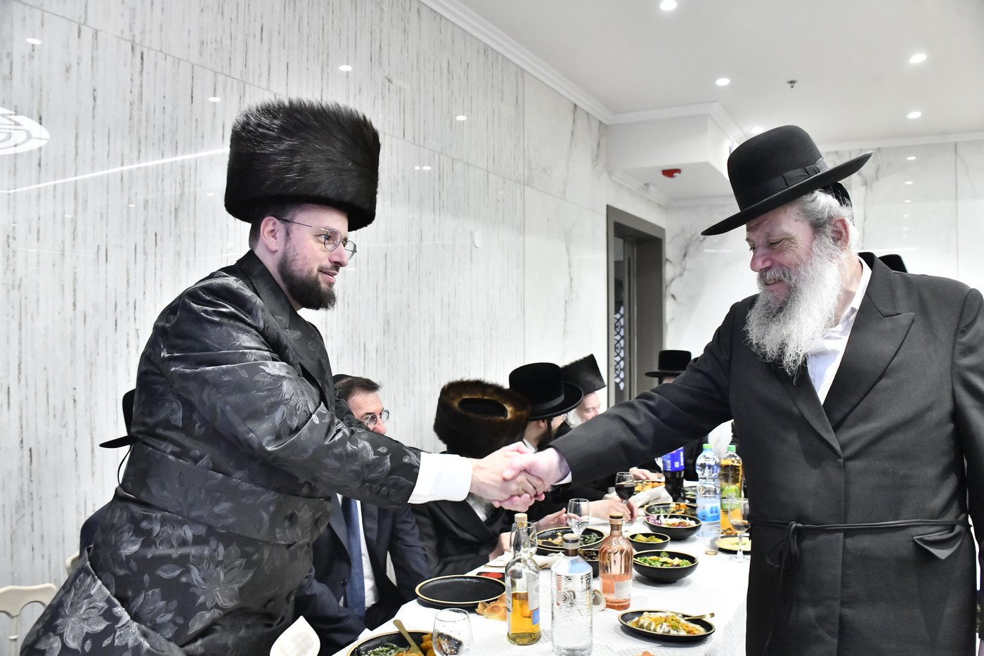 שמחת אירוסי בת איש התקשורת ישראל כהן