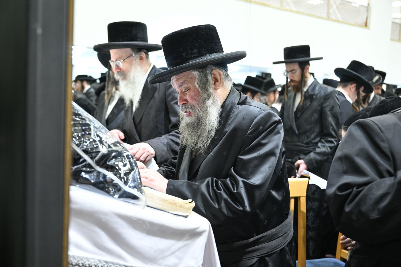 א' דסליחות בחצה"ק צאנז