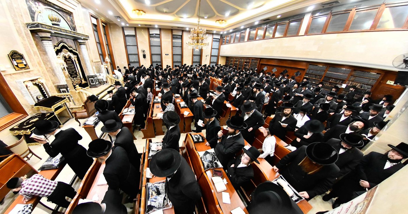 סליחות ראשונות בחצה"ק שבט הלוי