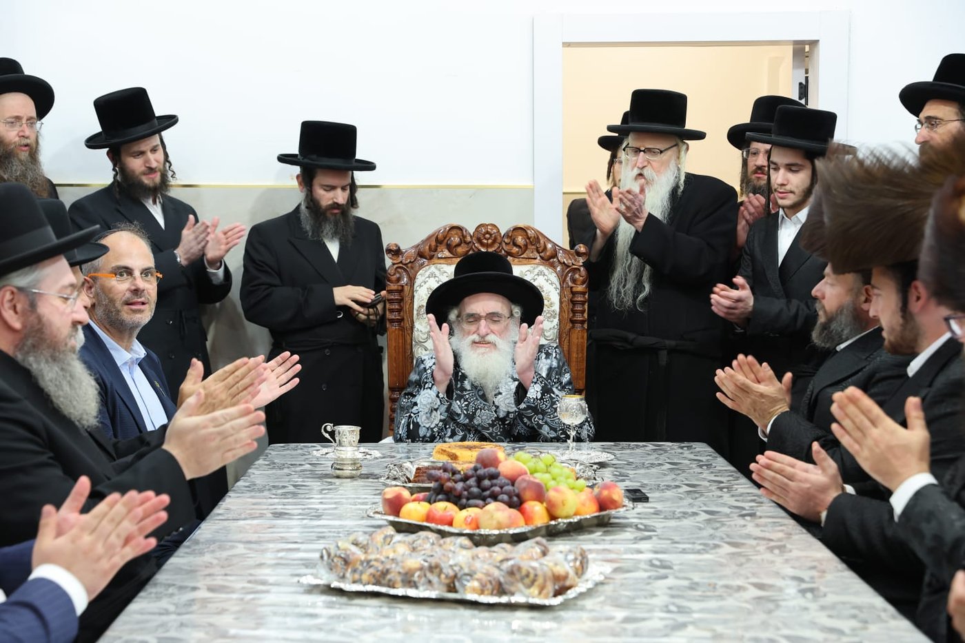 ראשי ארגון איחוד הצלה בביקור מרגש במעונו של האדמו"ר הקוה"ט מויזניץ 