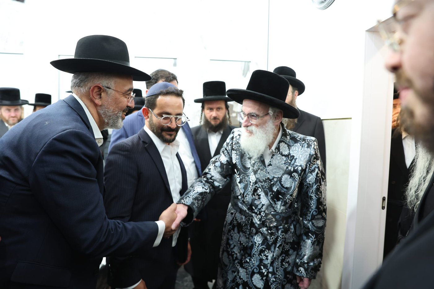 ראשי ארגון איחוד הצלה בביקור מרגש במעונו של האדמו"ר הקוה"ט מויזניץ 