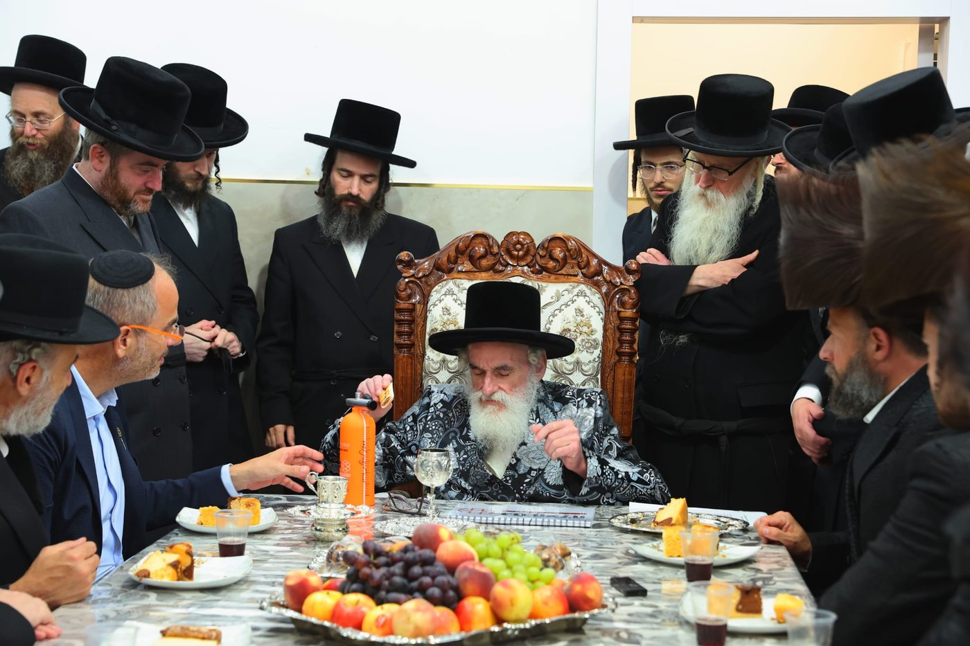 ראשי ארגון איחוד הצלה בביקור מרגש במעונו של האדמו"ר הקוה"ט מויזניץ 