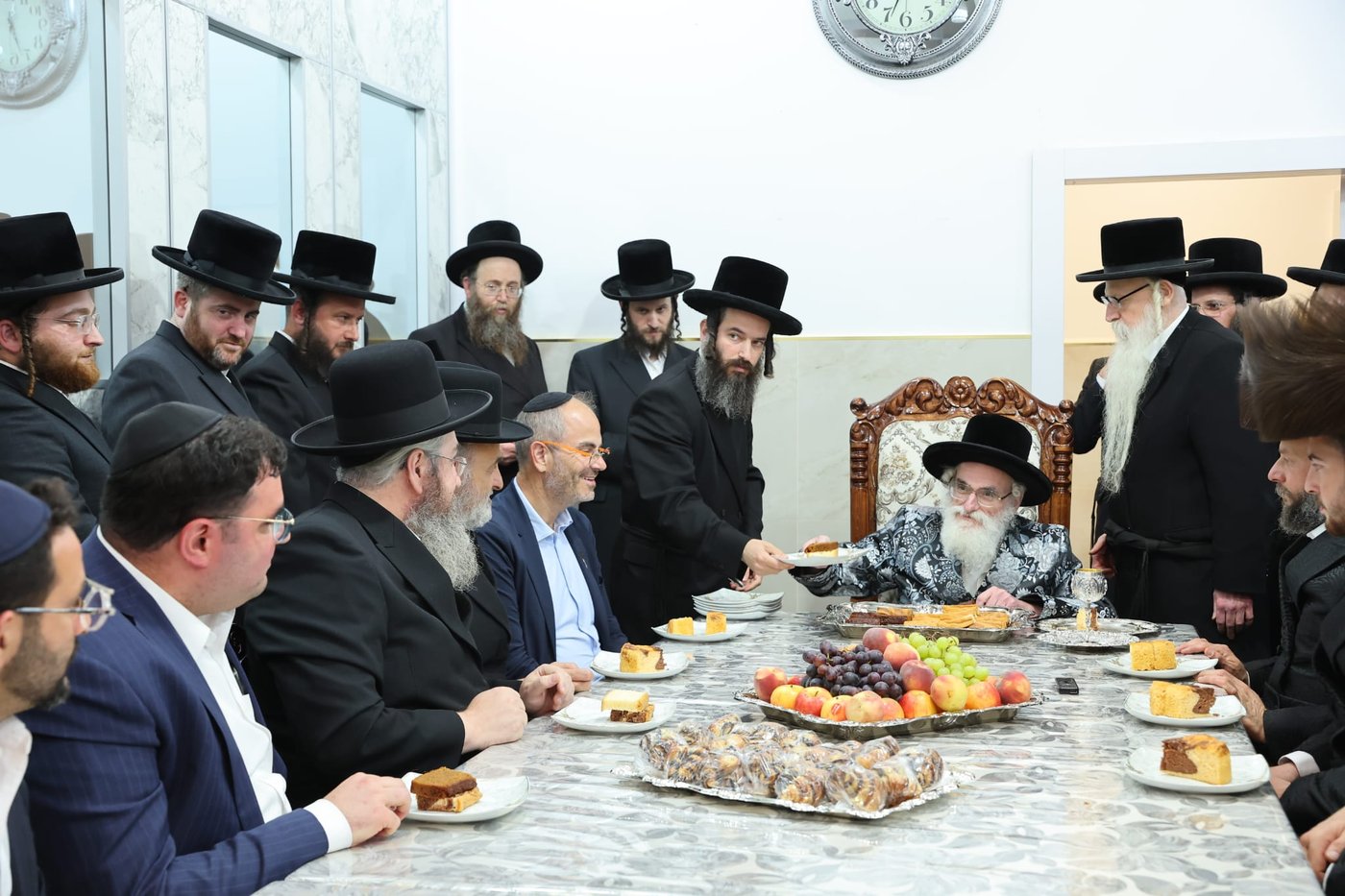 ראשי ארגון איחוד הצלה בביקור מרגש במעונו של האדמו"ר הקוה"ט מויזניץ 