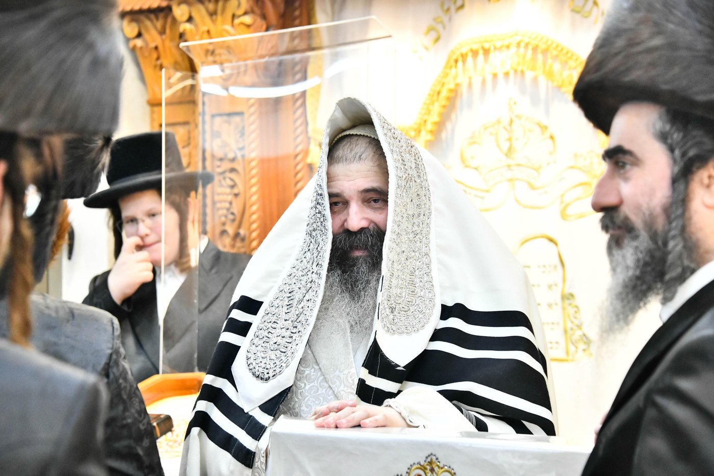 סליחות ראשונות בחצה"ק זוטשקא