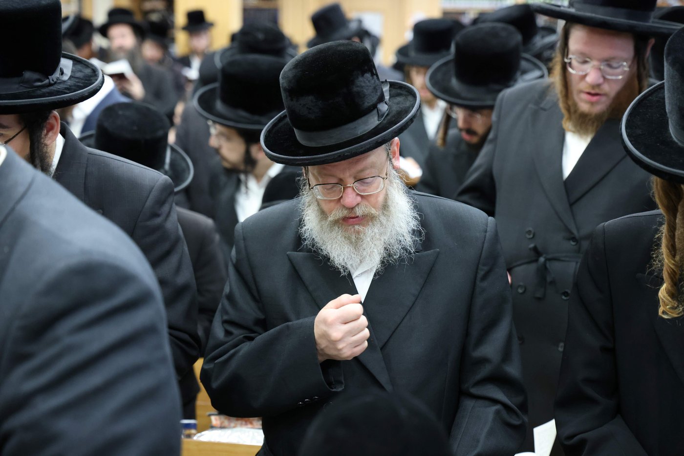 סליחות ראשונות בחצה"ק ערלוי