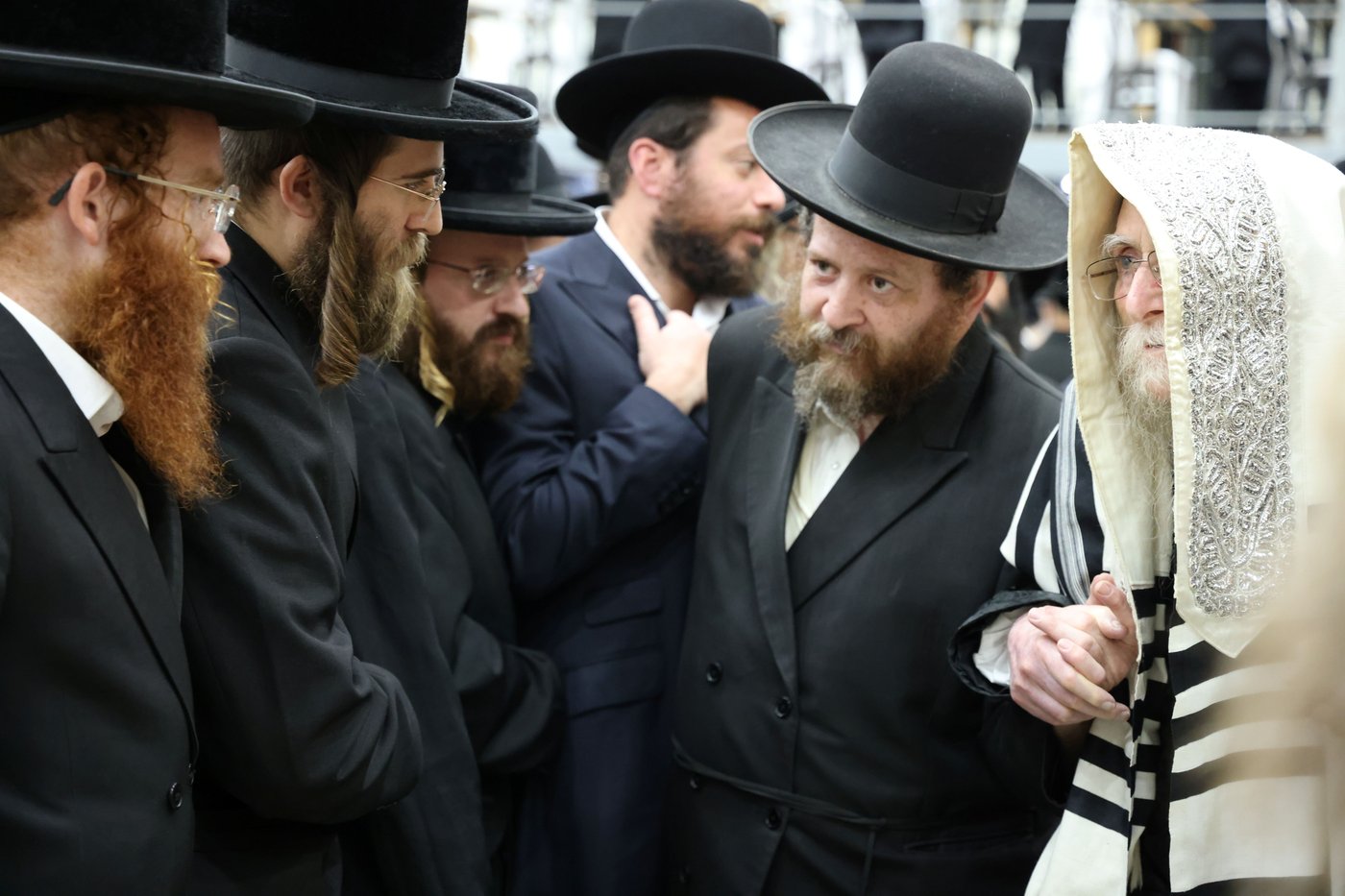 סליחות ראשונות בחצה"ק ערלוי