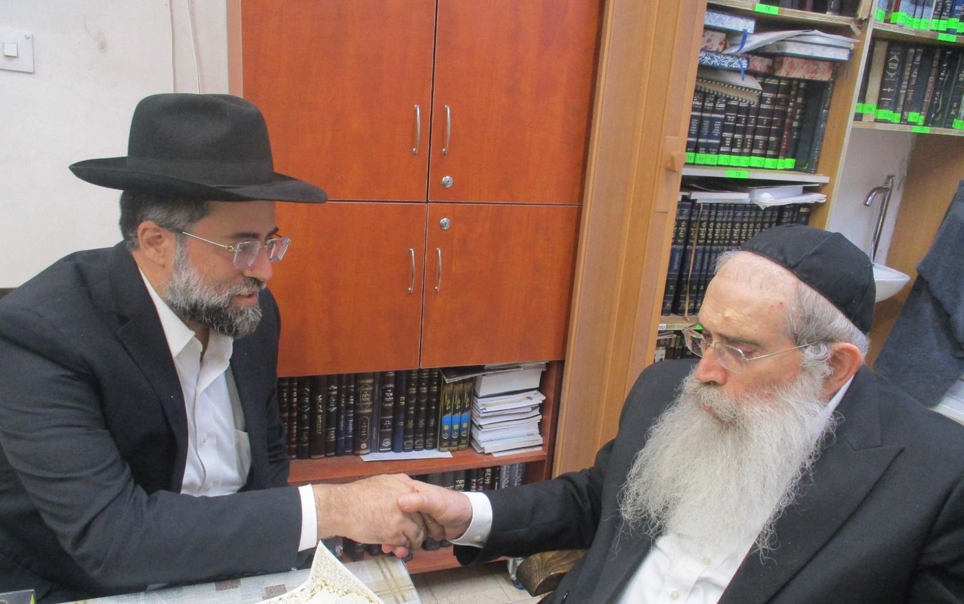 מעמד הכתרת הגר"י משדי לרב קהילת "היכל השם" פרדס כץ