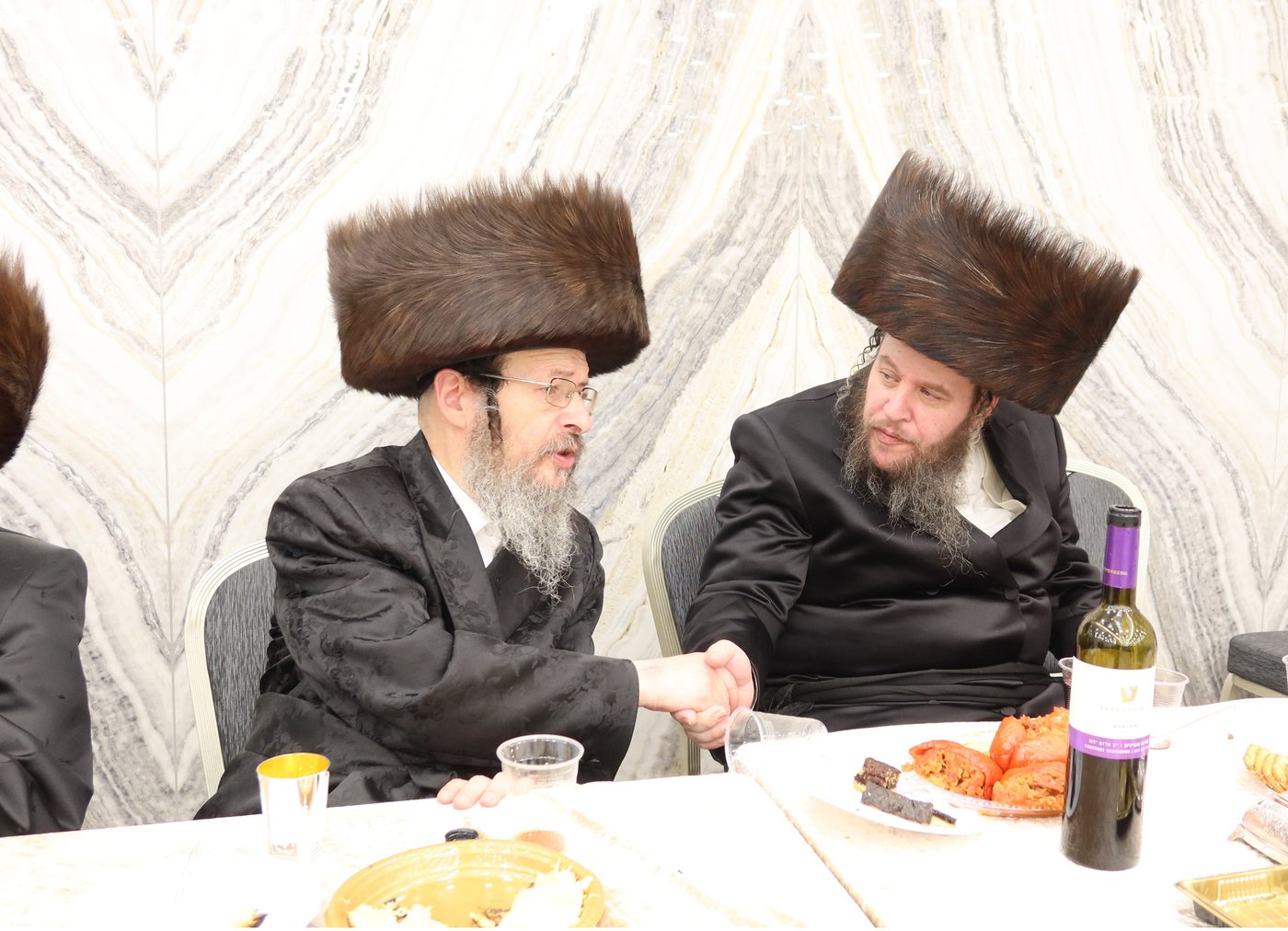 שמחת אירוסי בת הגה"צ גאב"ד זוועהיל