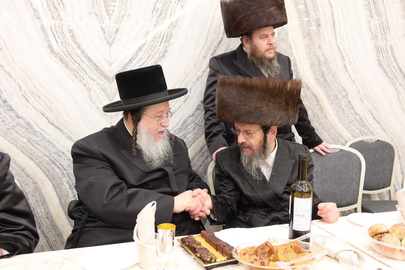 שמחת אירוסי בת הגה"צ גאב"ד זוועהיל