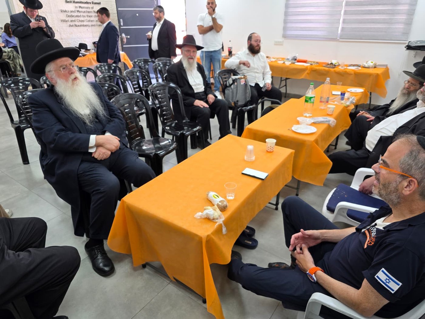 ניחום אבלים אצל נשיא איחוד הצלה אלי ביר