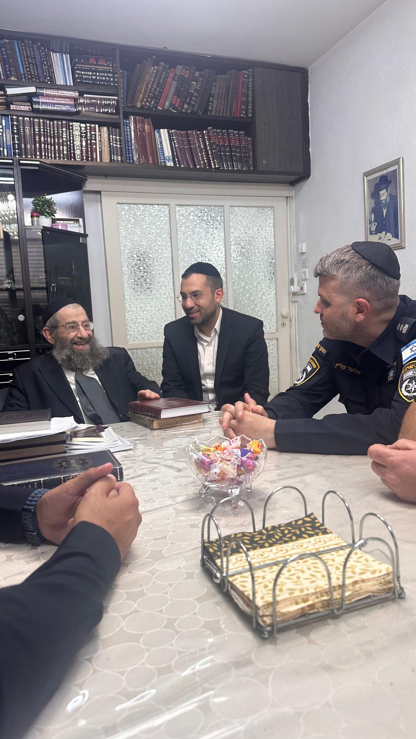 מפקדי המשטרה של מרחב דן בסיור בבני ברק