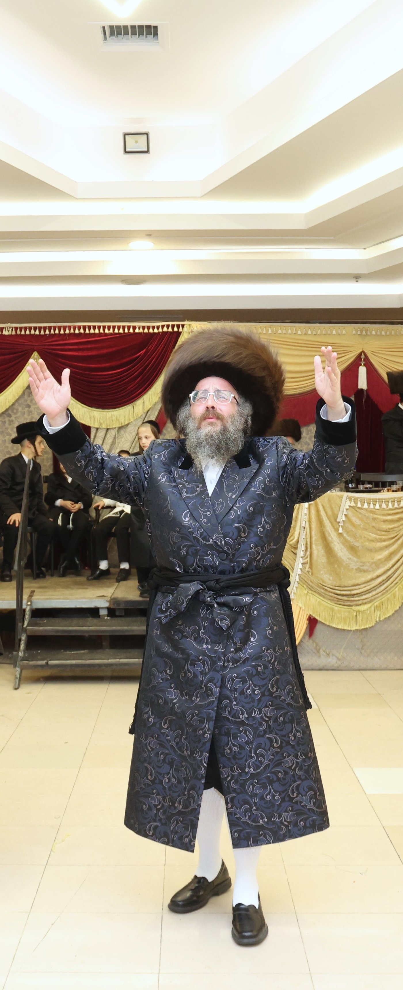 שמחת בית ביאלא בית שמש - גאב"ד לונדון