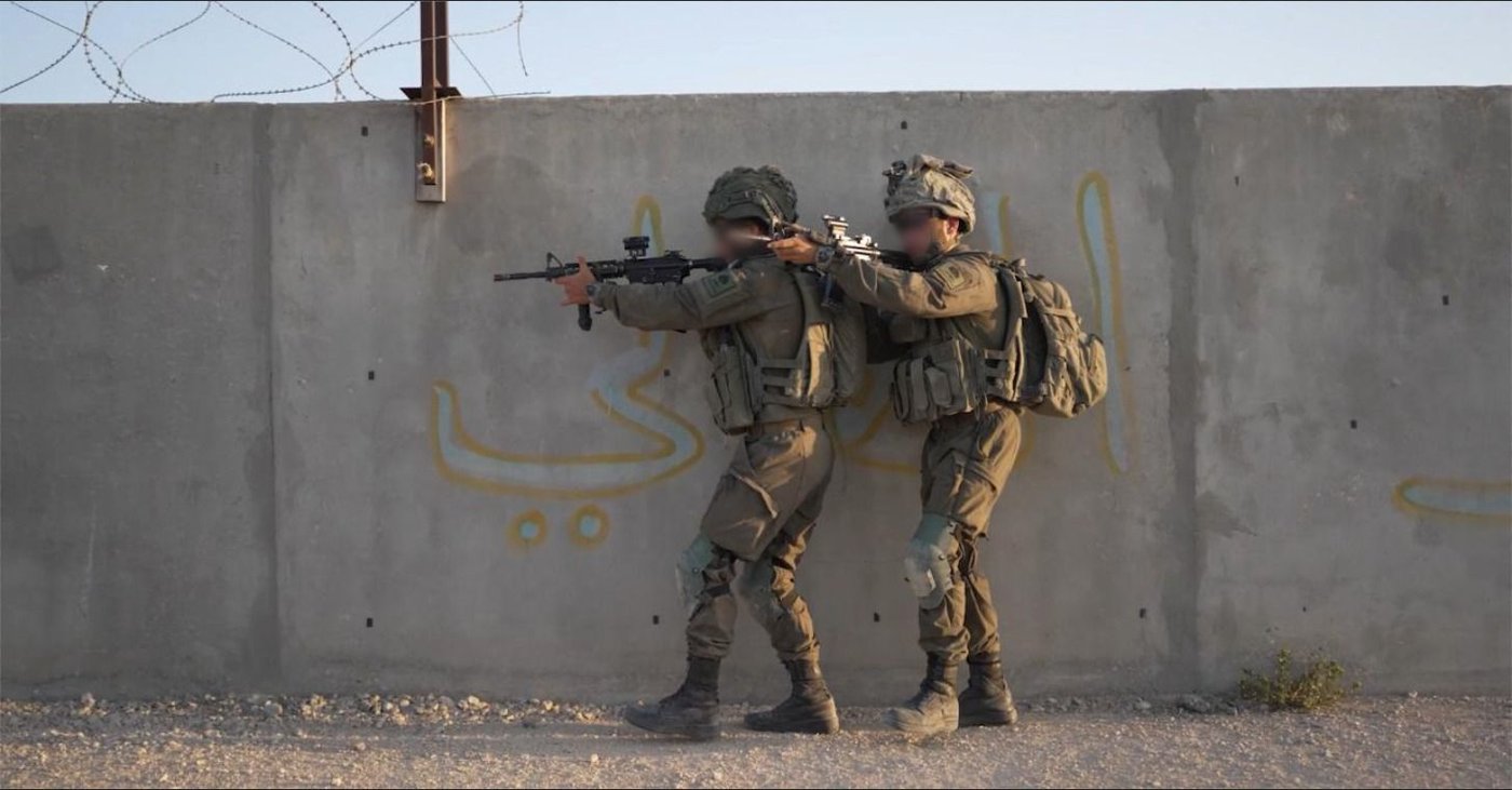 אימוני כוחות אוגדה 98 לקראת תחילת המבצע