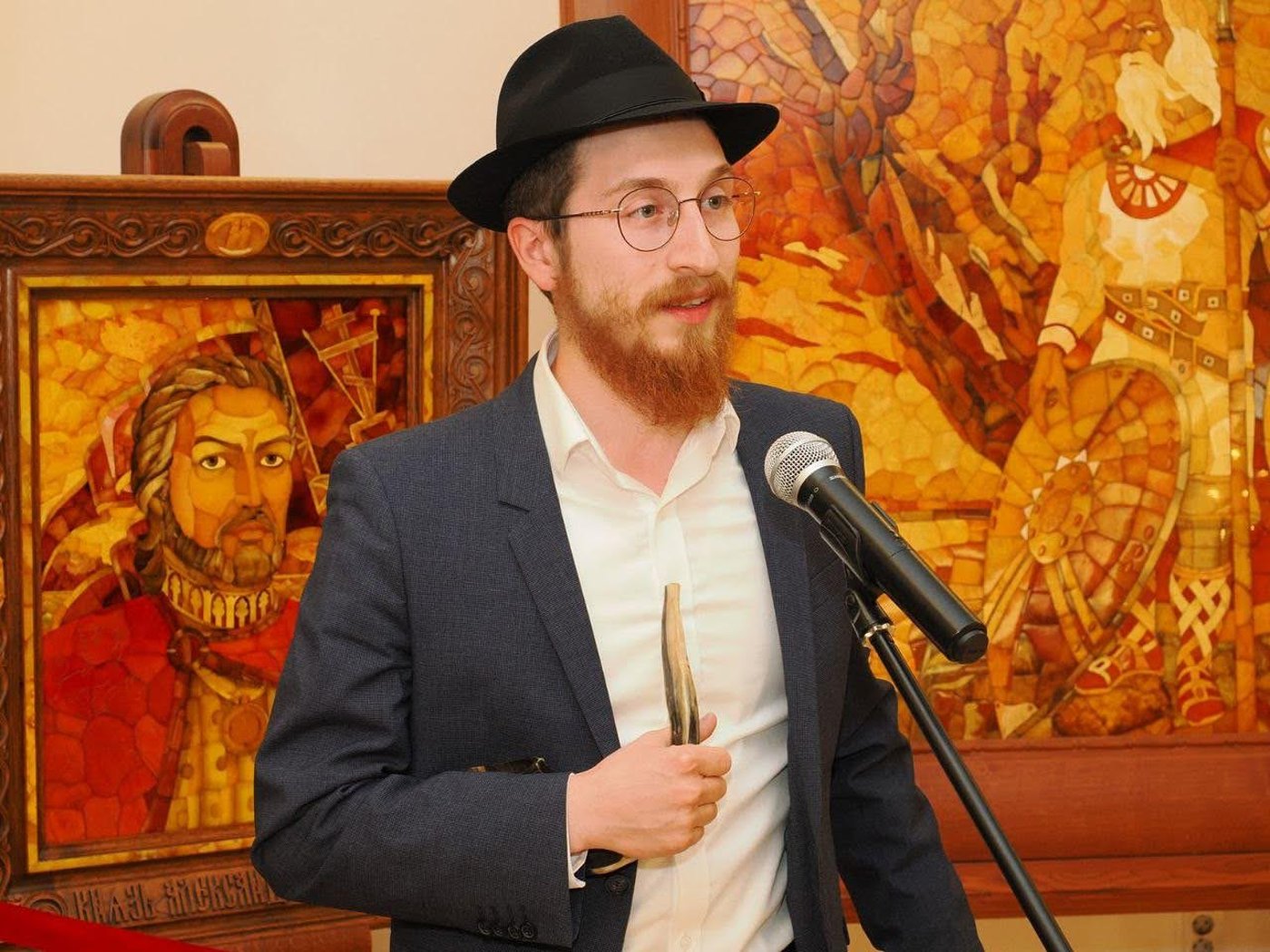 מעמד תקיעת שופר בטירת 'אבן הענבר' 