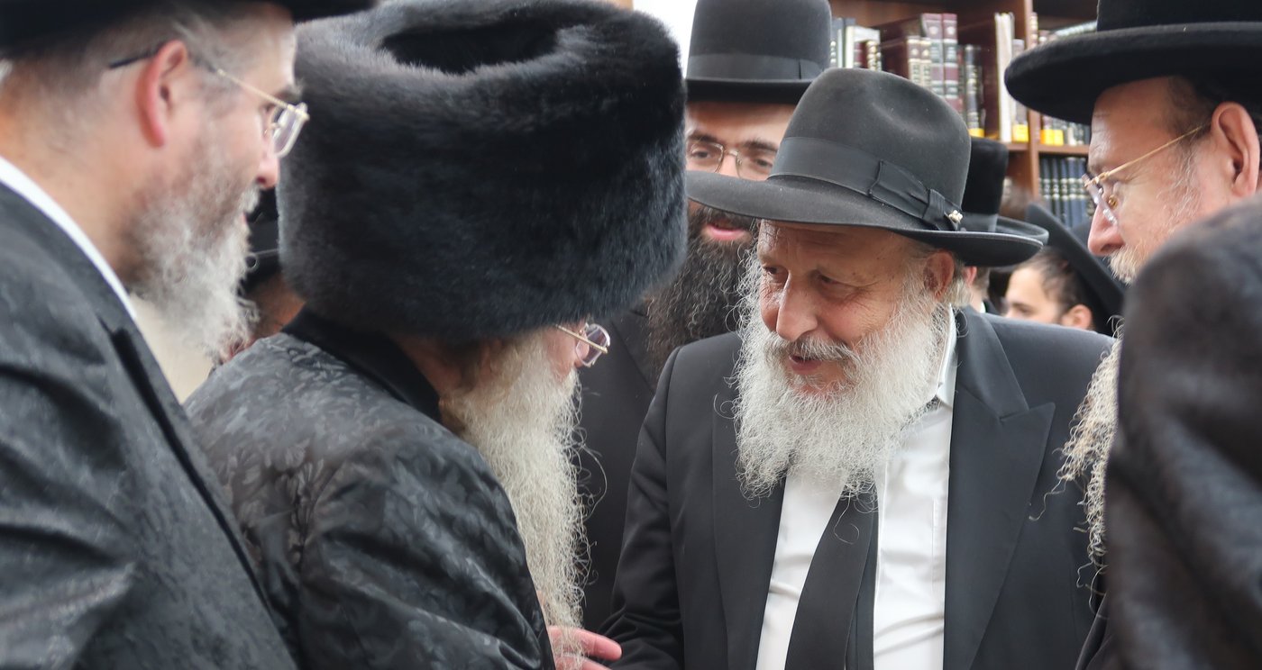 שמחת הש"ב לנכד האדמו"רים מקוזמיר וקאמרנא