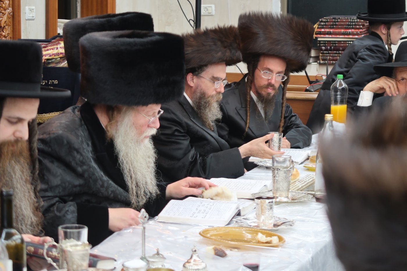 שמחת הש"ב לנכד האדמו"רים מקוזמיר וקאמרנא