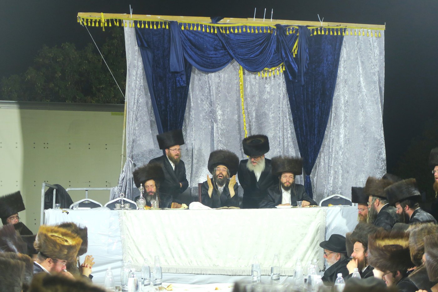 האדמו"ר מזוועהיל שבת במירון