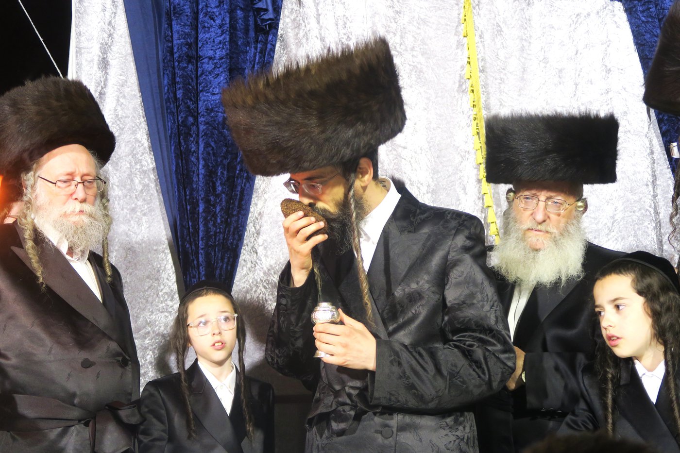 האדמו"ר מזוועהיל שבת במירון