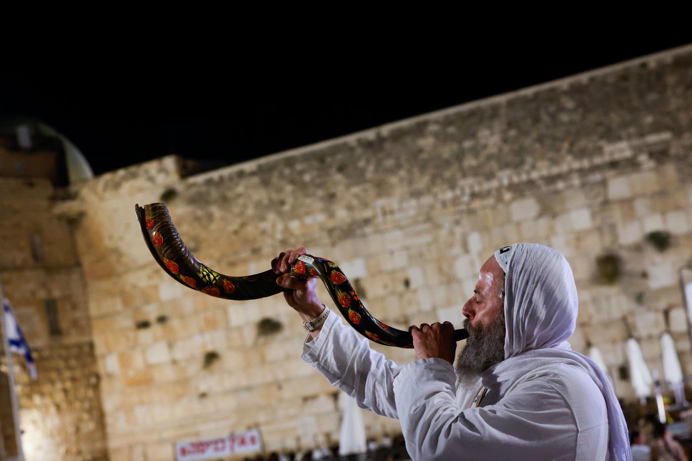 ראש השנה: האם מותר לאכול לפני התקיעות?!