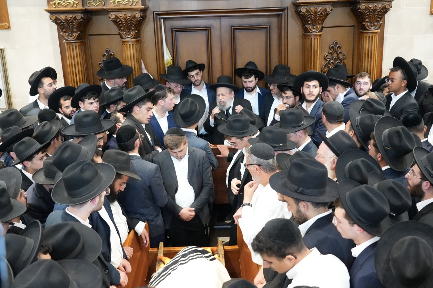 הלווית הגאון רבי יעקב זכריה זצ"ל