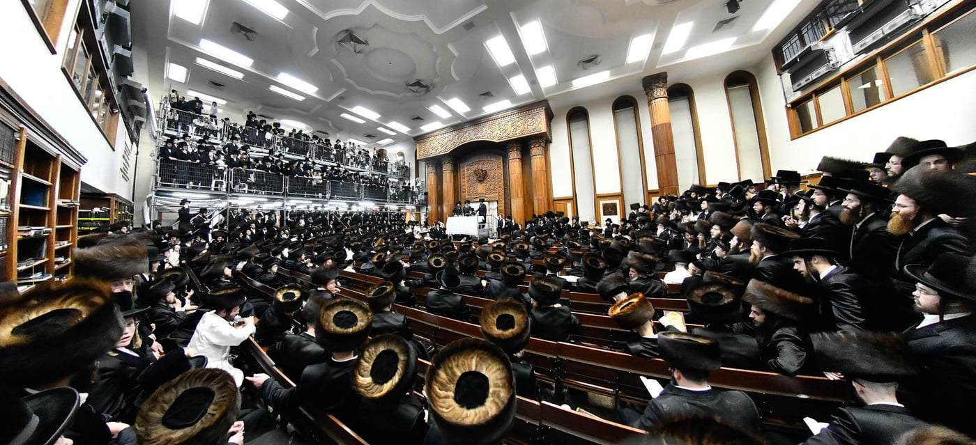 טיש נעילת החג ראש השנה בחצה"ק רחמסטריווקא